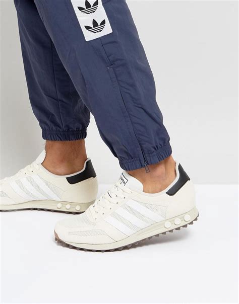 adidas la trainer herren outfit|adidas beige trainers.